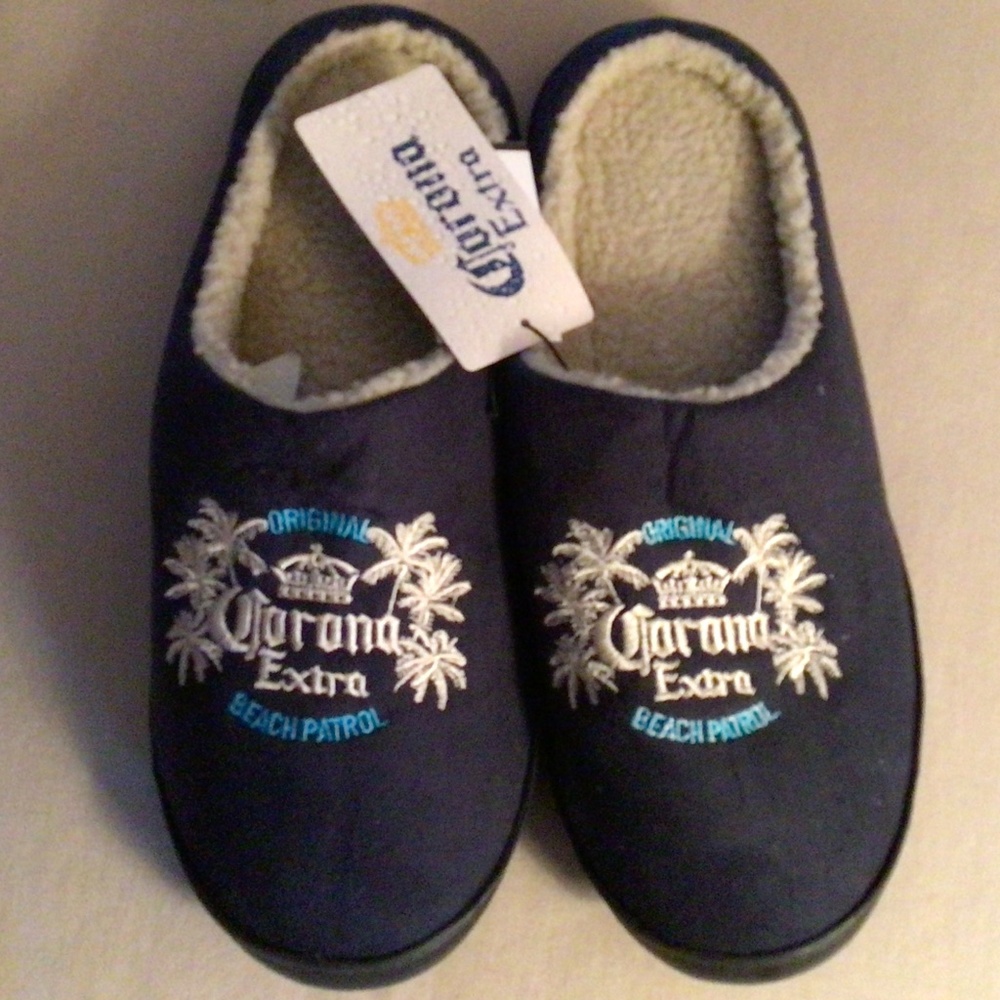 Corona Slippers NWT